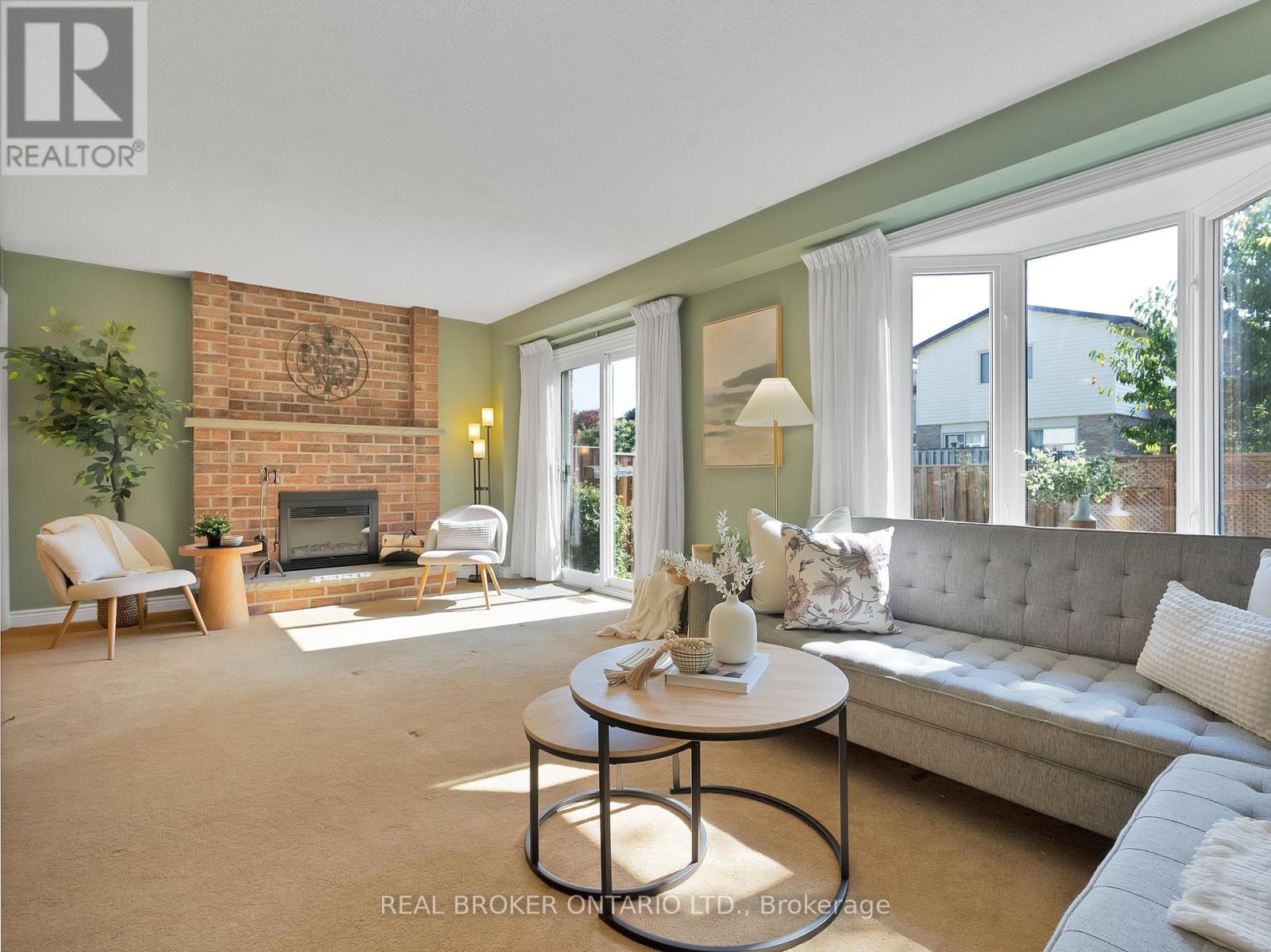 46 SWENNEN DRIVE, Brampton, Ontario