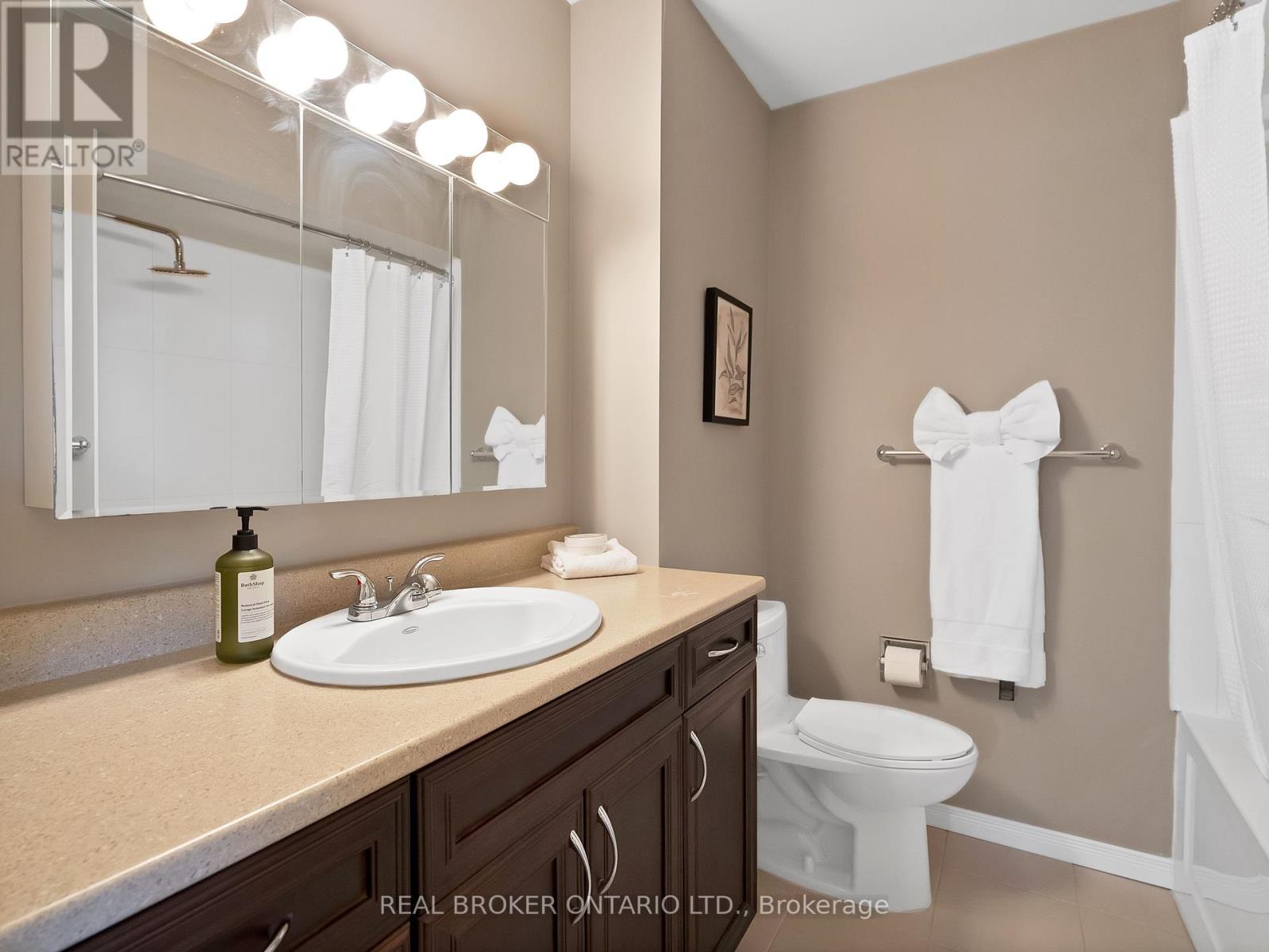 46 Swennen Drive, Brampton, Ontario  L6V 4E2 - Photo 23 - W12421460