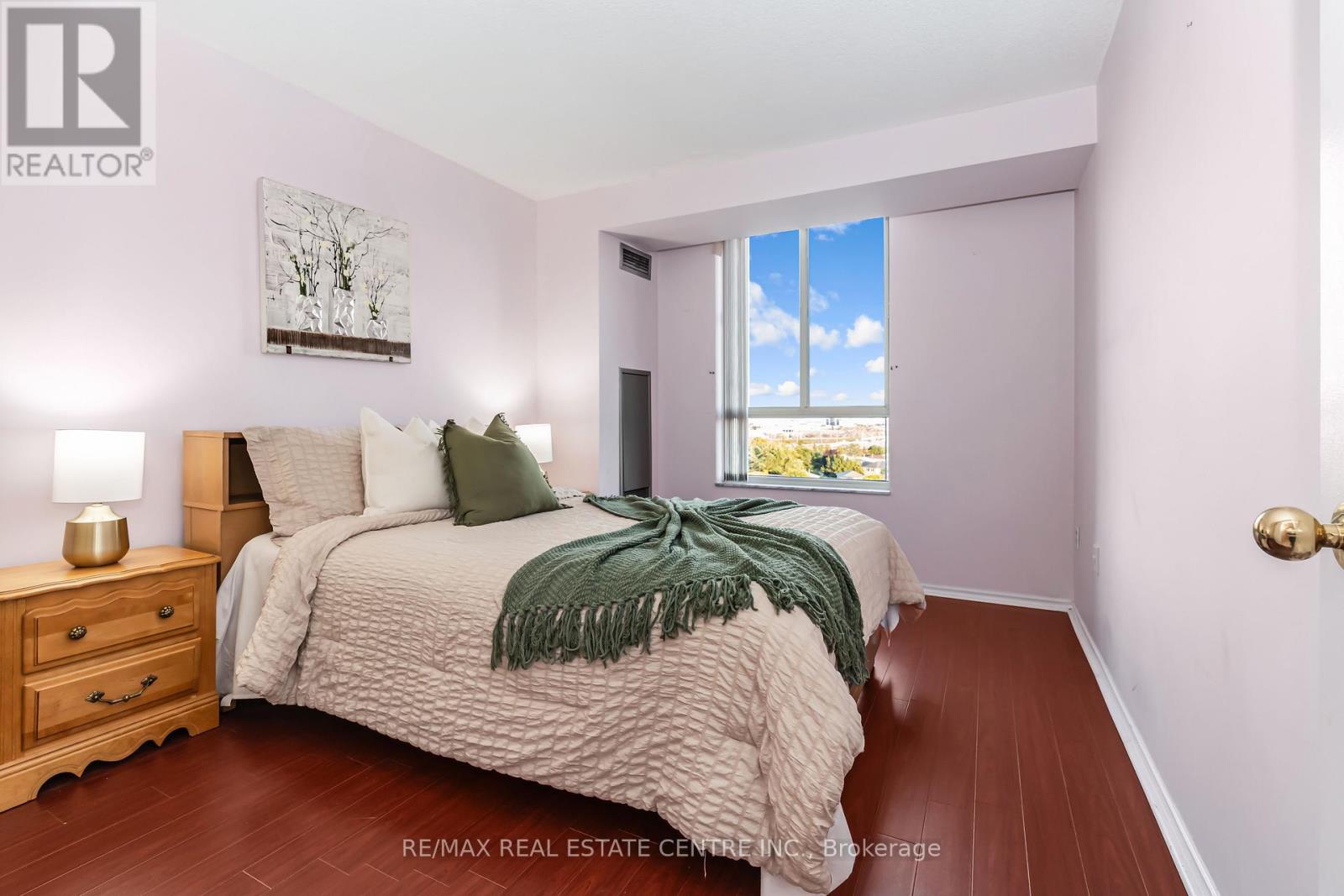 802 - 20 Cherrytree Drive, Brampton, Ontario  L6Y 3V1 - Photo 24 - W12421468