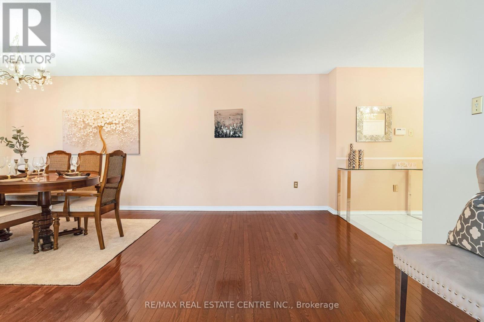 802 - 20 Cherrytree Drive, Brampton, Ontario  L6Y 3V1 - Photo 7 - W12421468