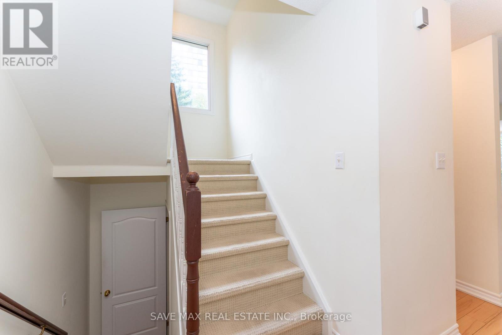 25 - 840 Dundas Street W, Mississauga, Ontario  L5C 1C2 - Photo 17 - W12421471