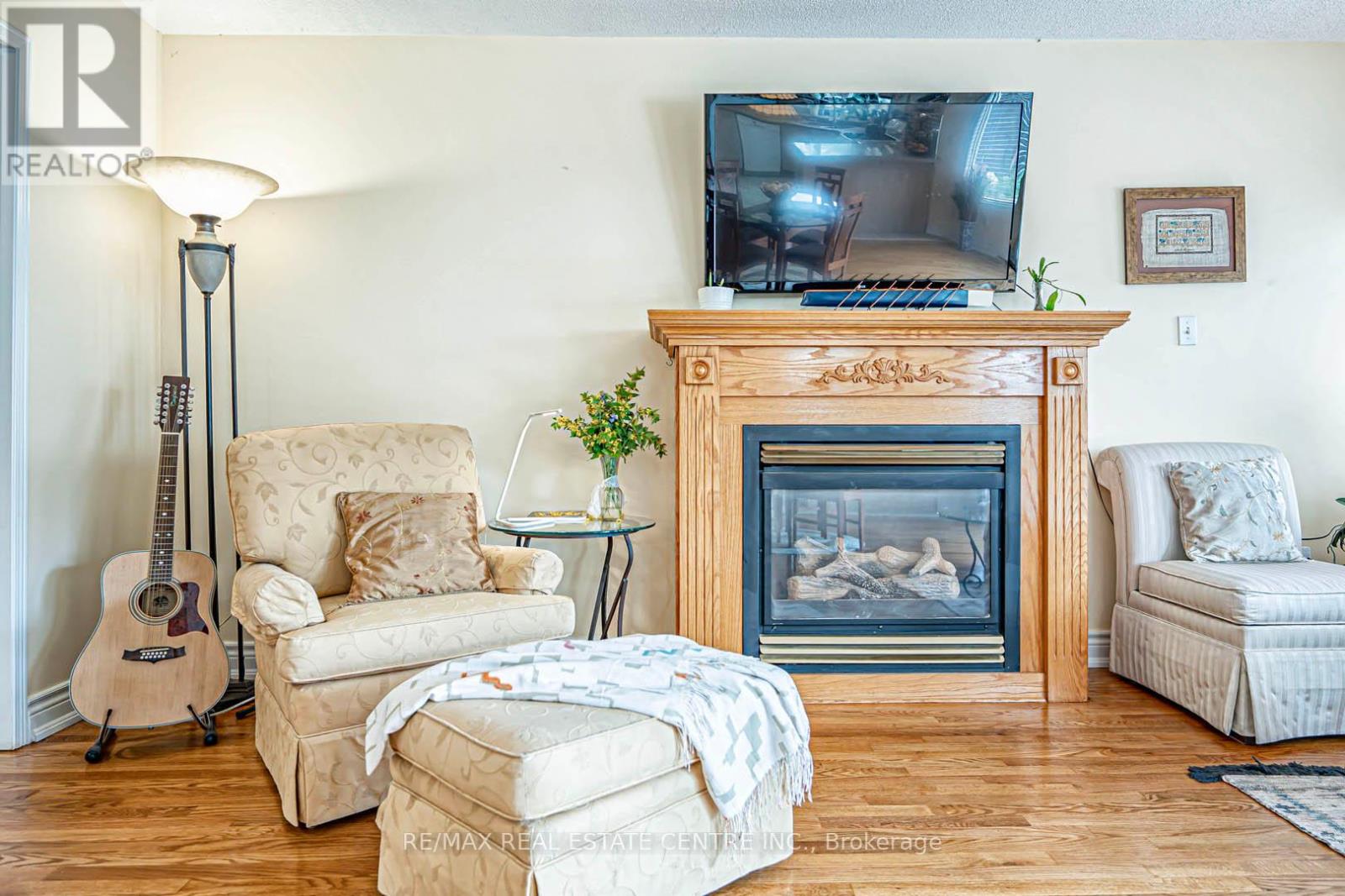 7289 Terragar Boulevard, Mississauga, Ontario  L5N 7L8 - Photo 11 - W12421481