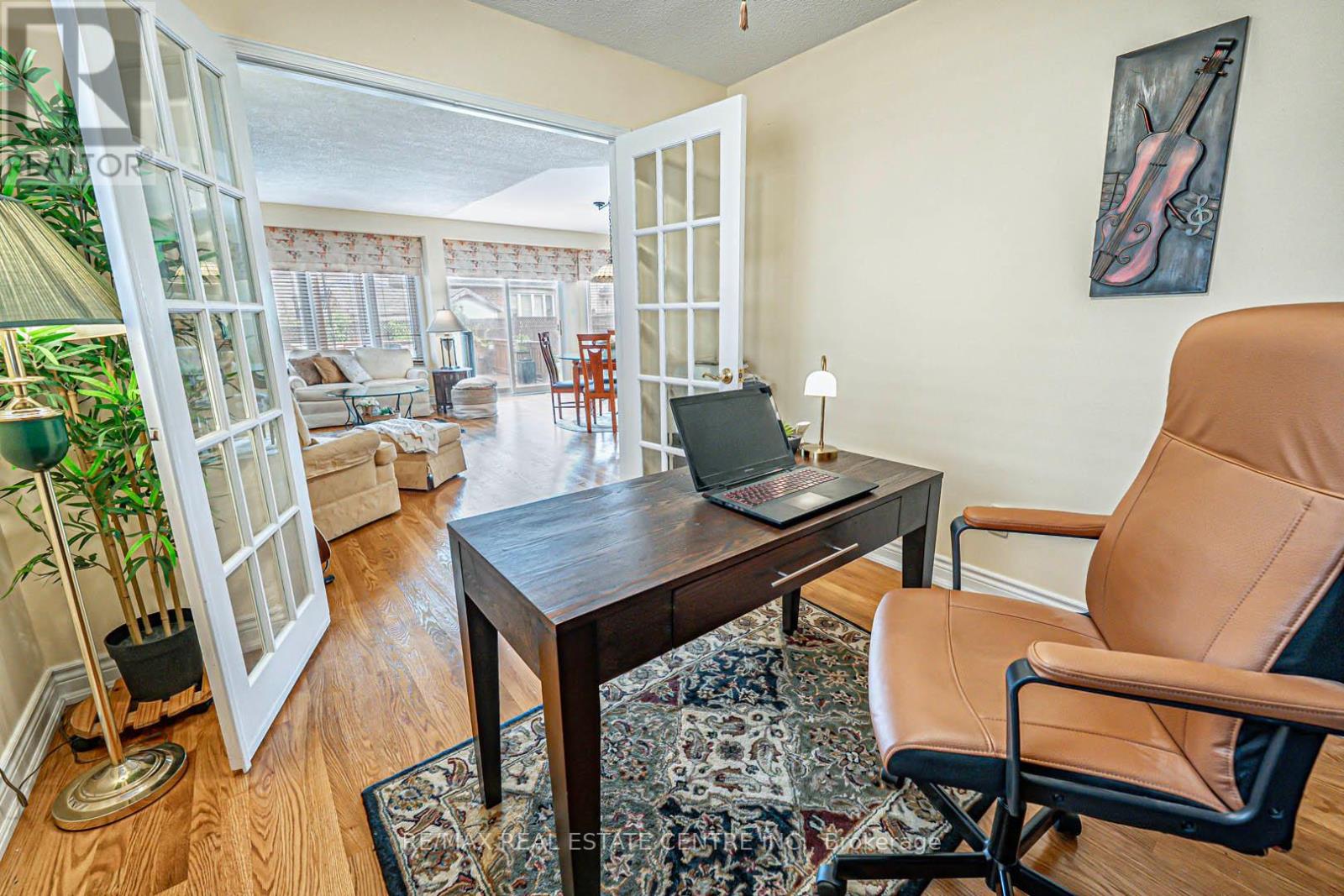 7289 Terragar Boulevard, Mississauga, Ontario  L5N 7L8 - Photo 15 - W12421481