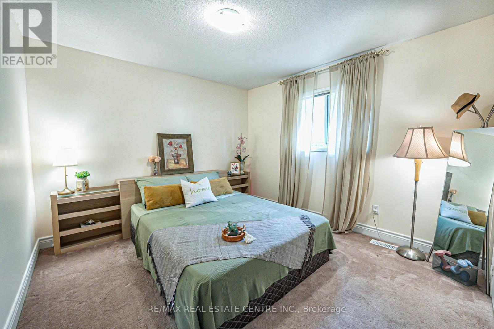 7289 Terragar Boulevard, Mississauga, Ontario  L5N 7L8 - Photo 34 - W12421481