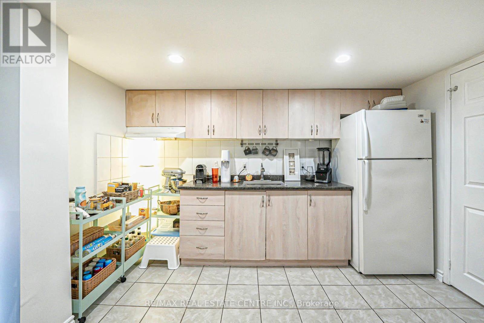 7289 Terragar Boulevard, Mississauga, Ontario  L5N 7L8 - Photo 40 - W12421481