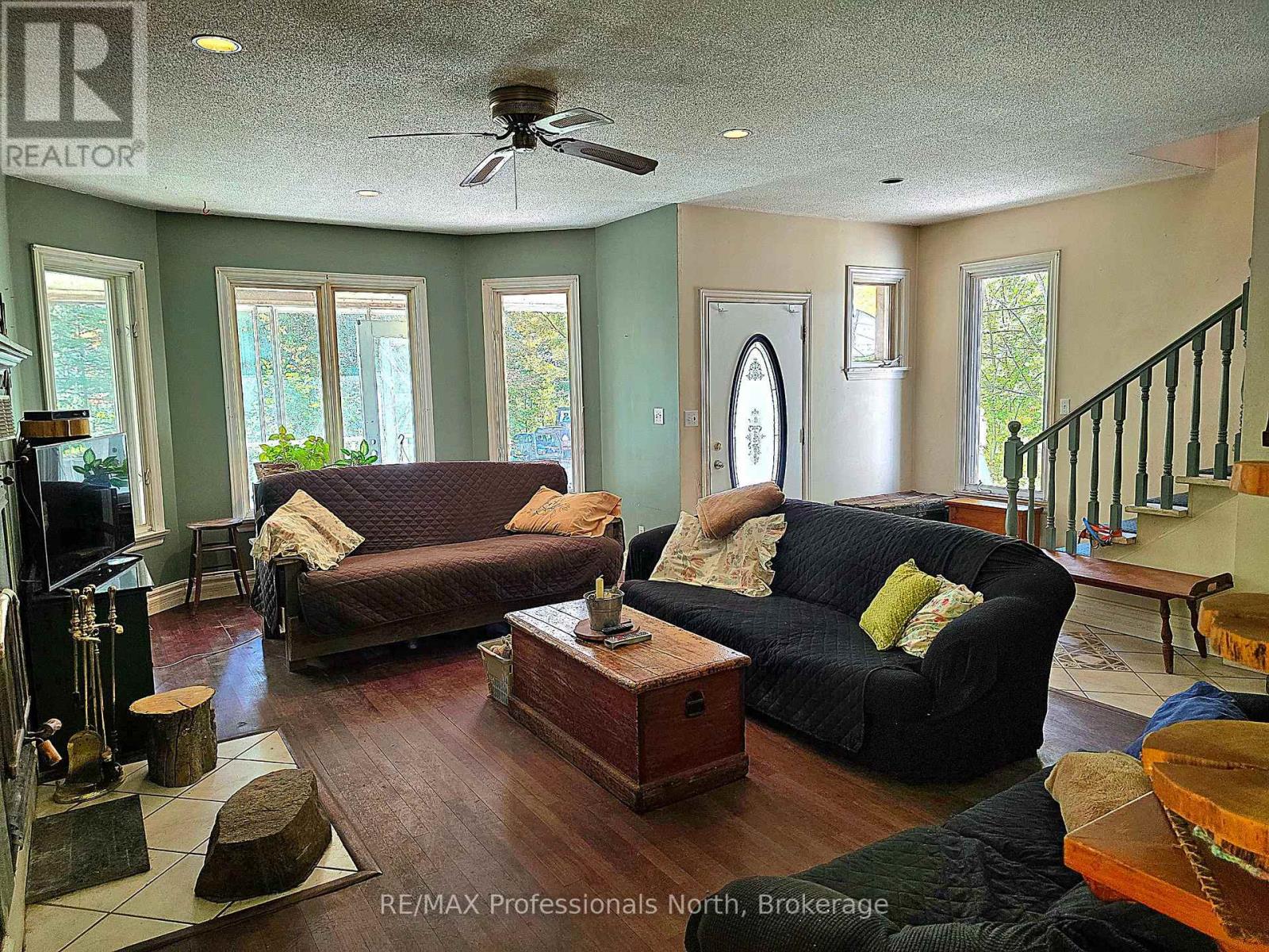 92 Concession 2 & 3 Road W, Huntsville, Ontario  P1H 2J3 - Photo 5 - X12417433