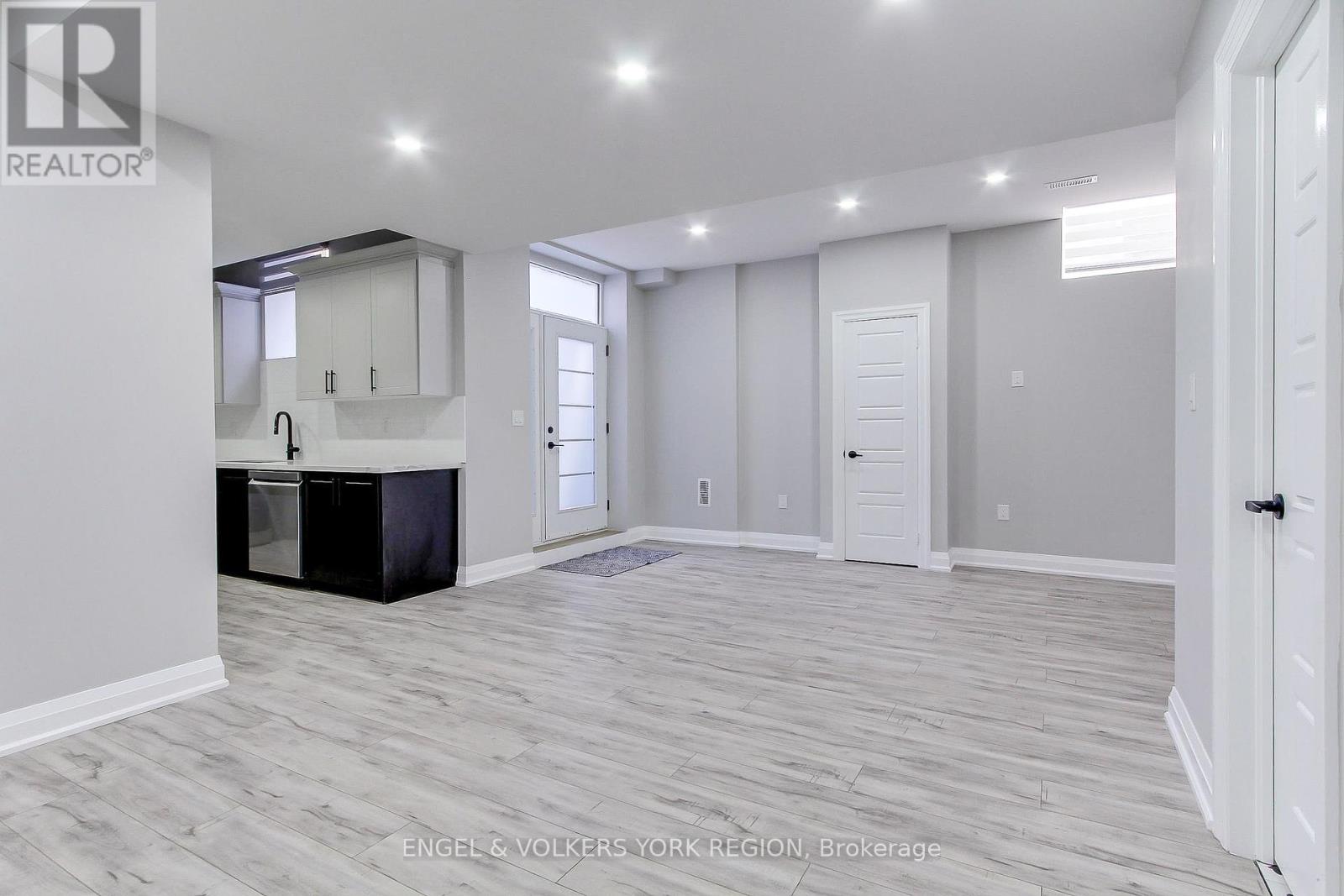 Bsmt - 4 Valley Point Crescent, King, Ontario  L7B 1L4 - Photo 10 - N12283017