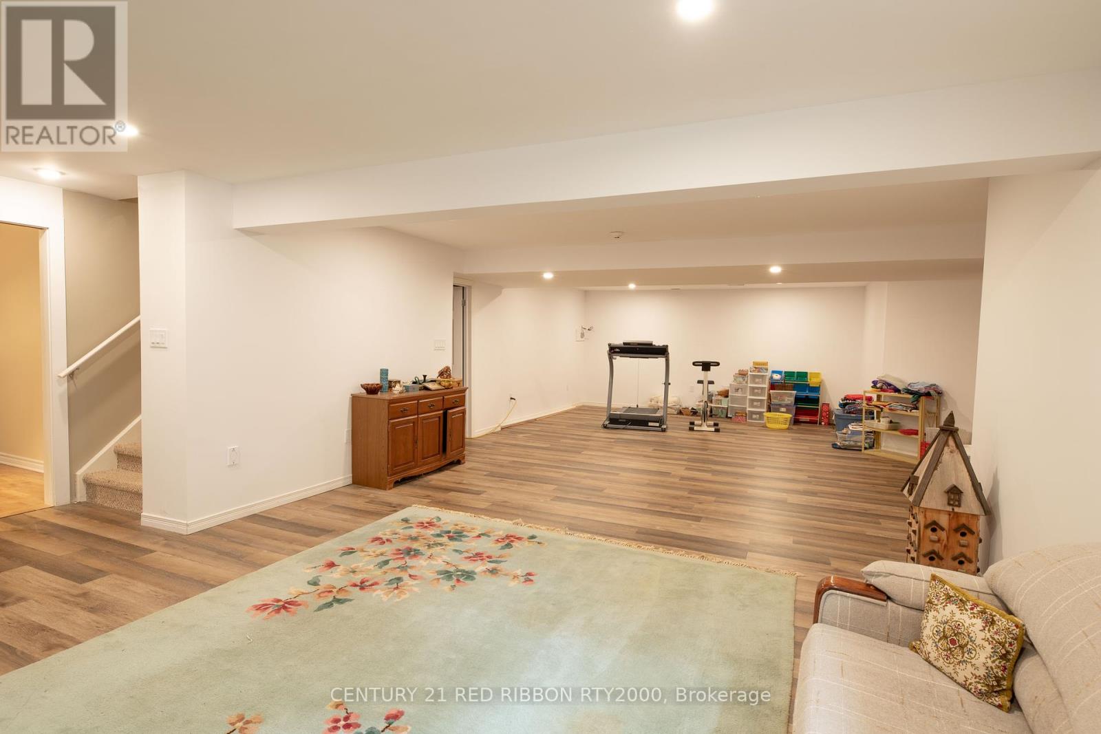 258 Deruiter Drive, Strathroy-Caradoc, Ontario  N7G 4H8 - Photo 28 - X12421640