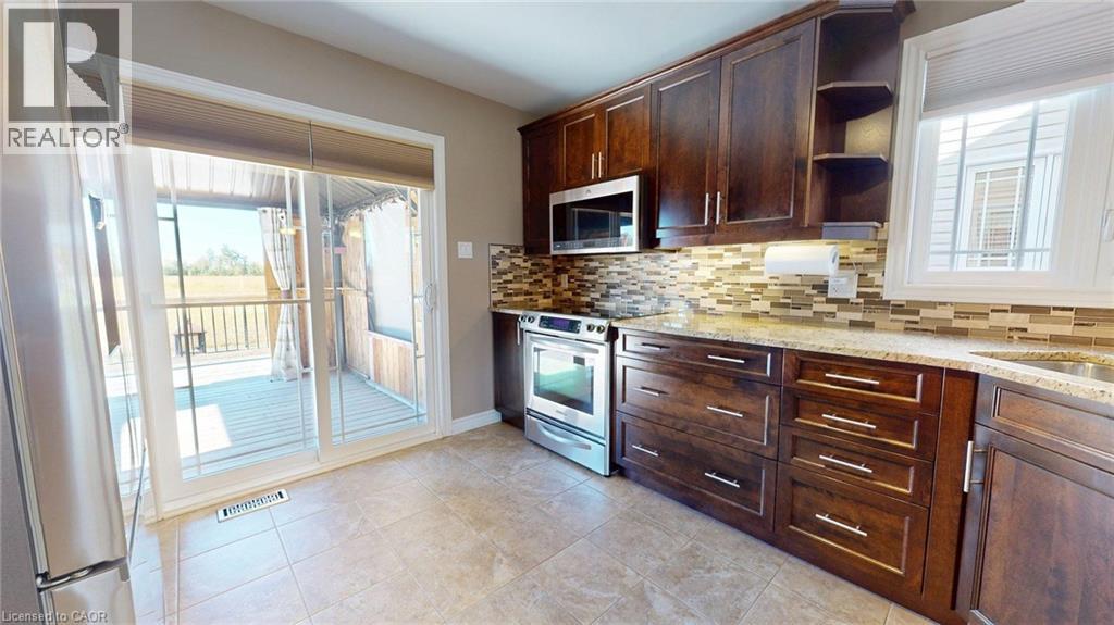 645 Des Epinettes Place, Casselman, Ontario  K0A 1M0 - Photo 4 - 40771050