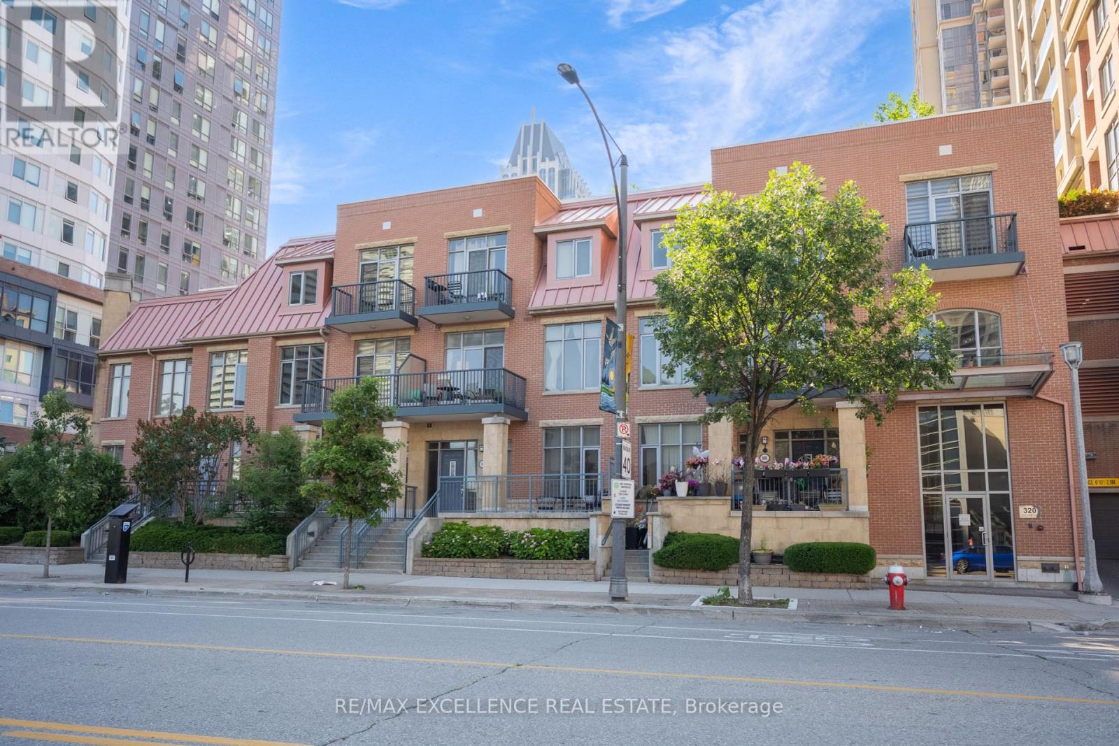 GV202 - 320 CITY  CENTRE DRIVE, Mississauga, Ontario
