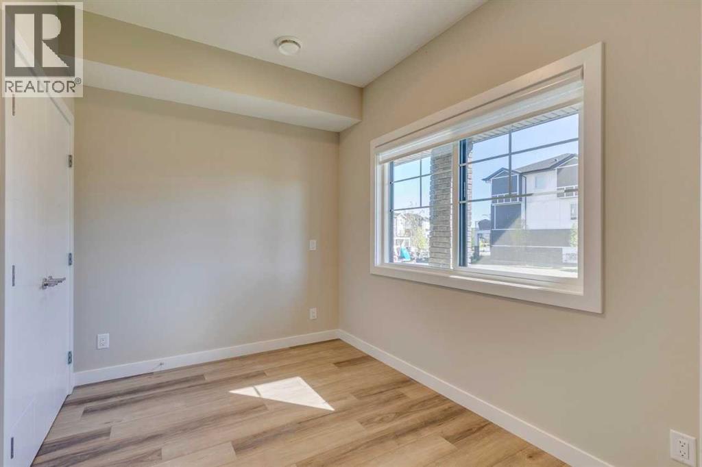 104, 285 Chelsea Court, Chestermere, Alberta  T1X 2W7 - Photo 5 - A2255553