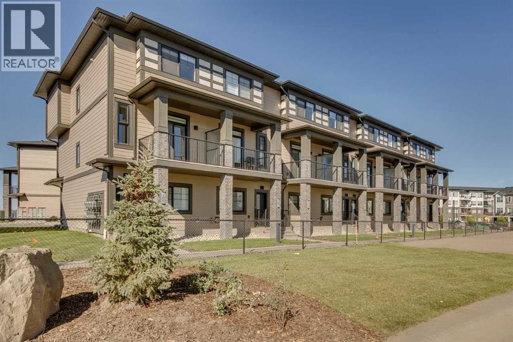 104, 285 Chelsea Court, Chestermere, Alberta  T1X 2W7 - Photo 3 - A2255553