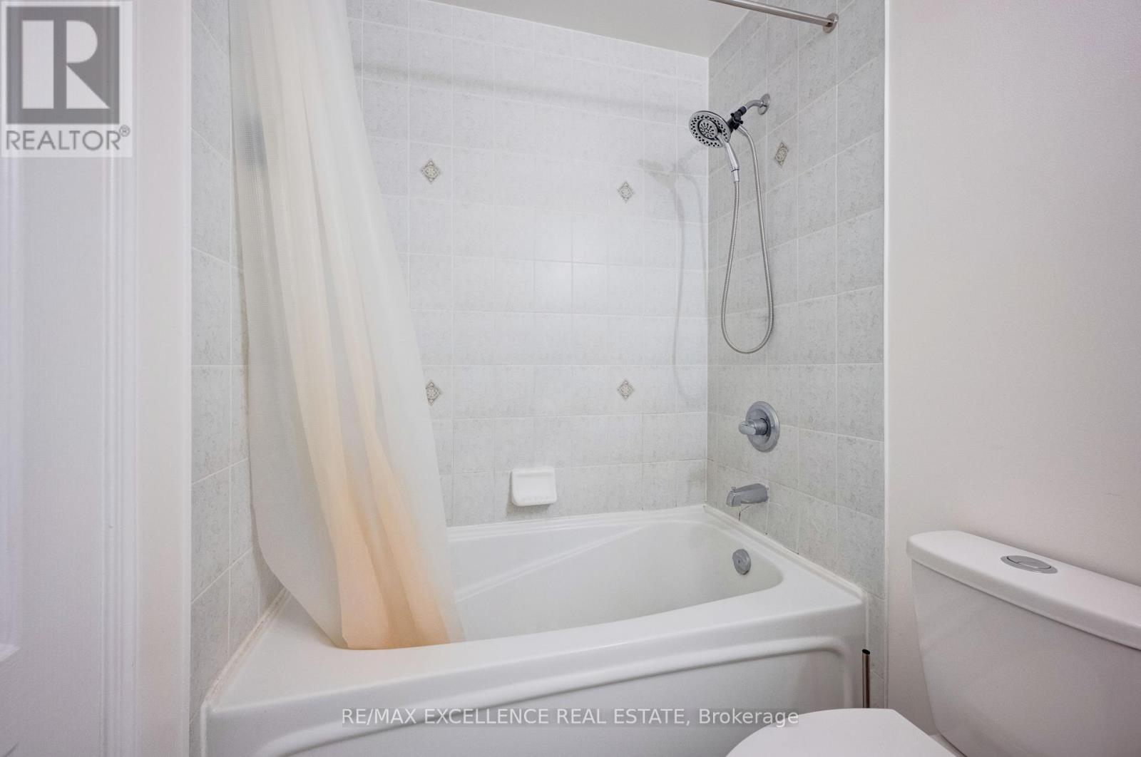 Gv202 - 320 City  Centre Drive, Mississauga, Ontario  L5B 4P8 - Photo 20 - W12253521