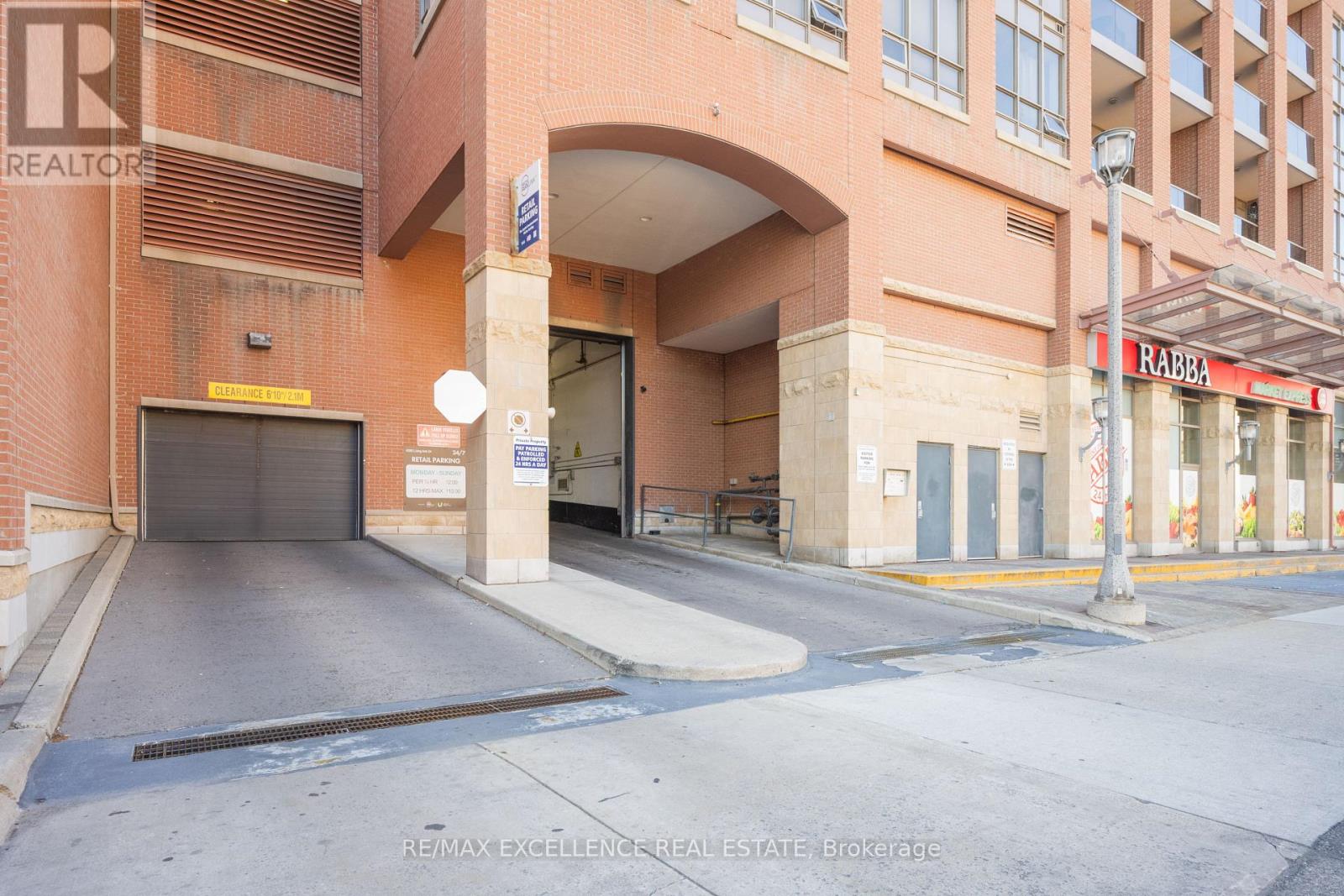 Gv202 - 320 City  Centre Drive, Mississauga, Ontario  L5B 4P8 - Photo 5 - W12253521