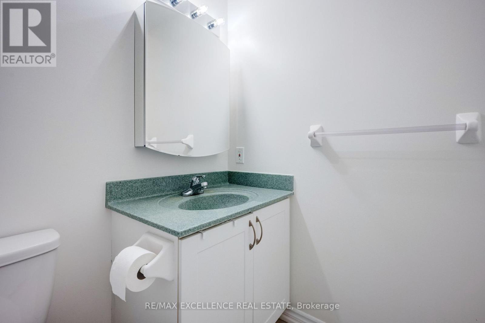 Gv202 - 320 City  Centre Drive, Mississauga, Ontario  L5B 4P8 - Photo 19 - W12253521