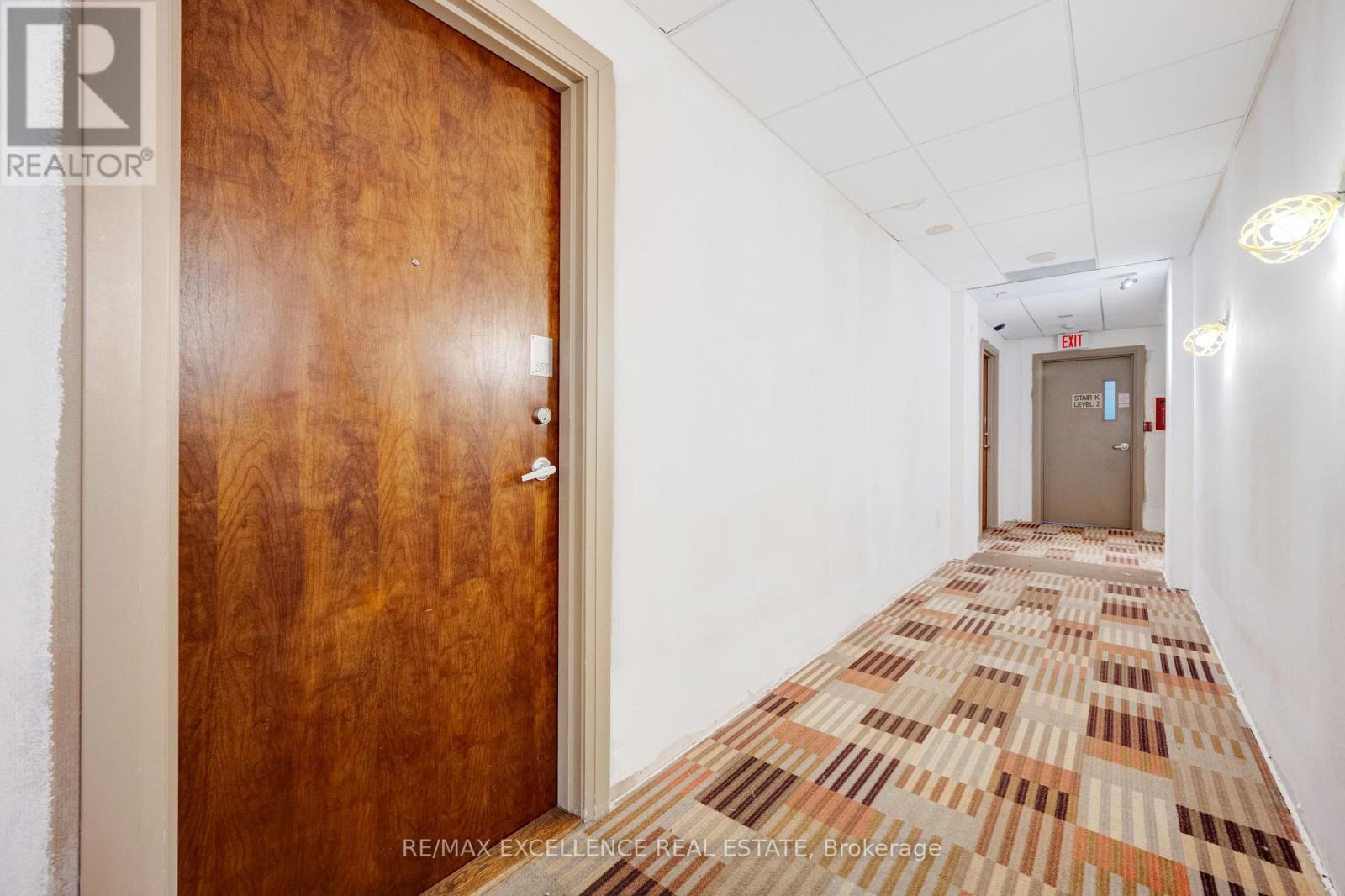 Gv202 - 320 City  Centre Drive, Mississauga, Ontario  L5B 4P8 - Photo 6 - W12253521