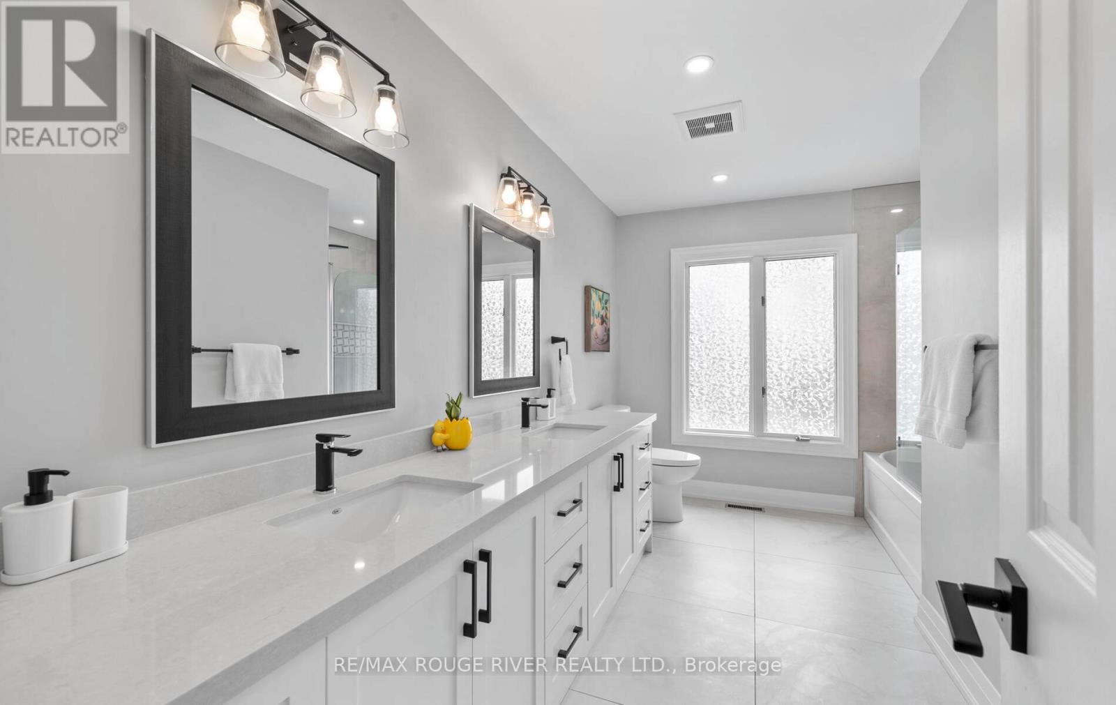 10 Kresia Lane, Clarington, Ontario  L1E 2G8 - Photo 31 - E12376401