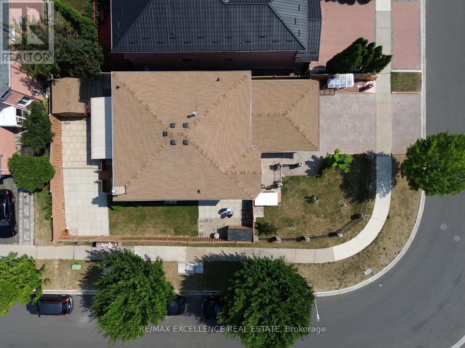 55 Atkins Circle, Brampton, Ontario  L6X 4B9 - Photo 42 - W12353883