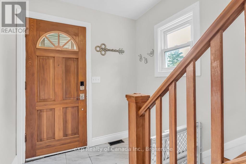 9 Oakwood Avenue, Norfolk, Ontario  N3Y 1H4 - Photo 16 - X12406098