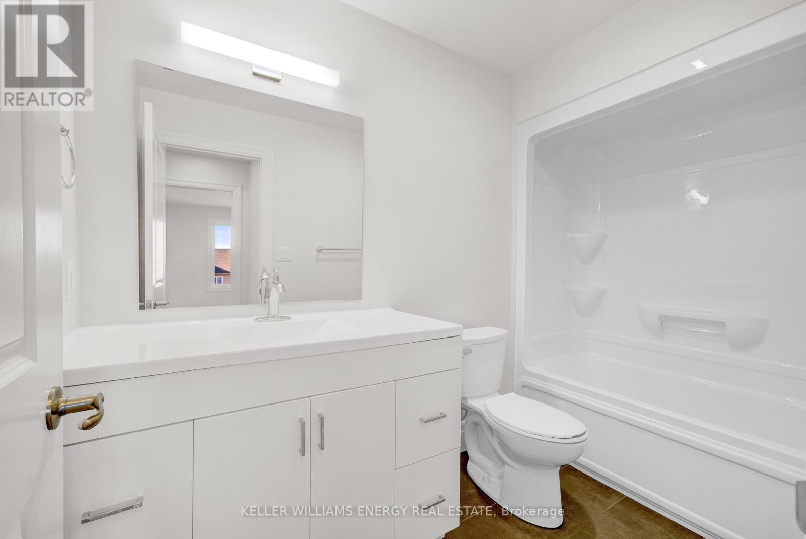 17 Markland Avenue, Prince Edward County (Picton Ward), Ontario  K0K 2T0 - Photo 22 - X12421698