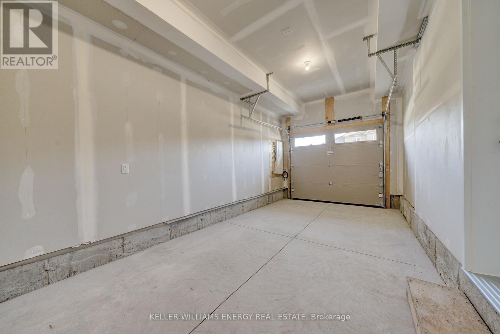 17 Markland Avenue, Prince Edward County (Picton Ward), Ontario  K0K 2T0 - Photo 23 - X12421698