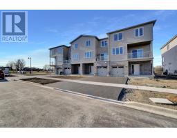 17 MARKLAND AVENUE, Prince Edward County, Ontario