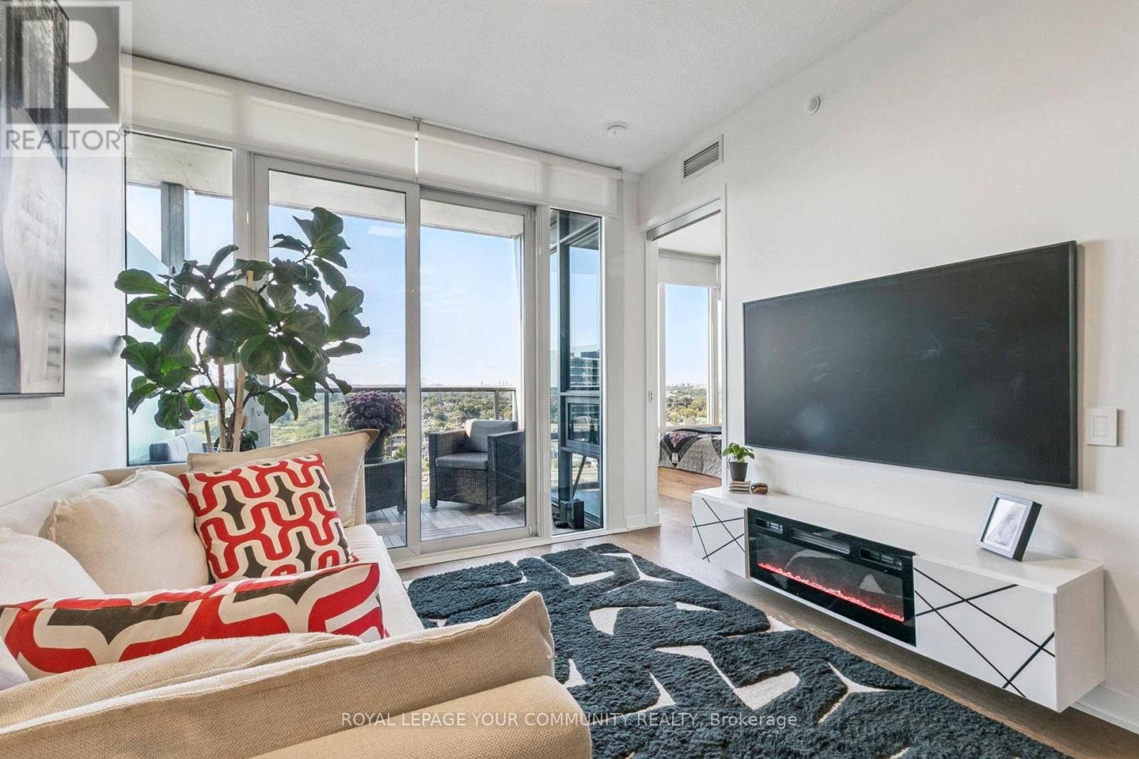 2112 - 88 Park Lawn Road, Toronto, Ontario  M8Y 0B6 - Photo 11 - W12421371