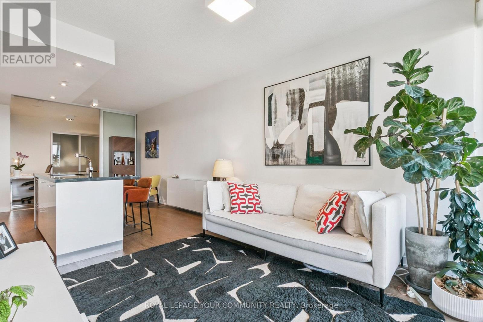 2112 - 88 Park Lawn Road, Toronto, Ontario  M8Y 0B6 - Photo 12 - W12421371