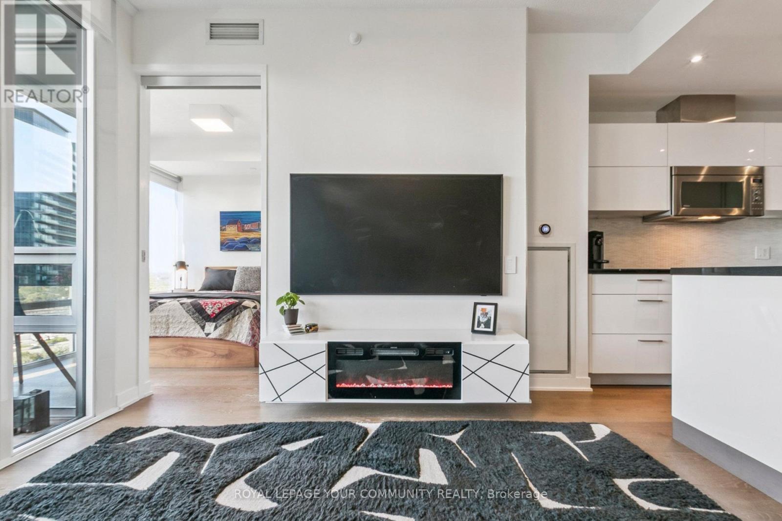 2112 - 88 Park Lawn Road, Toronto, Ontario  M8Y 0B6 - Photo 14 - W12421371