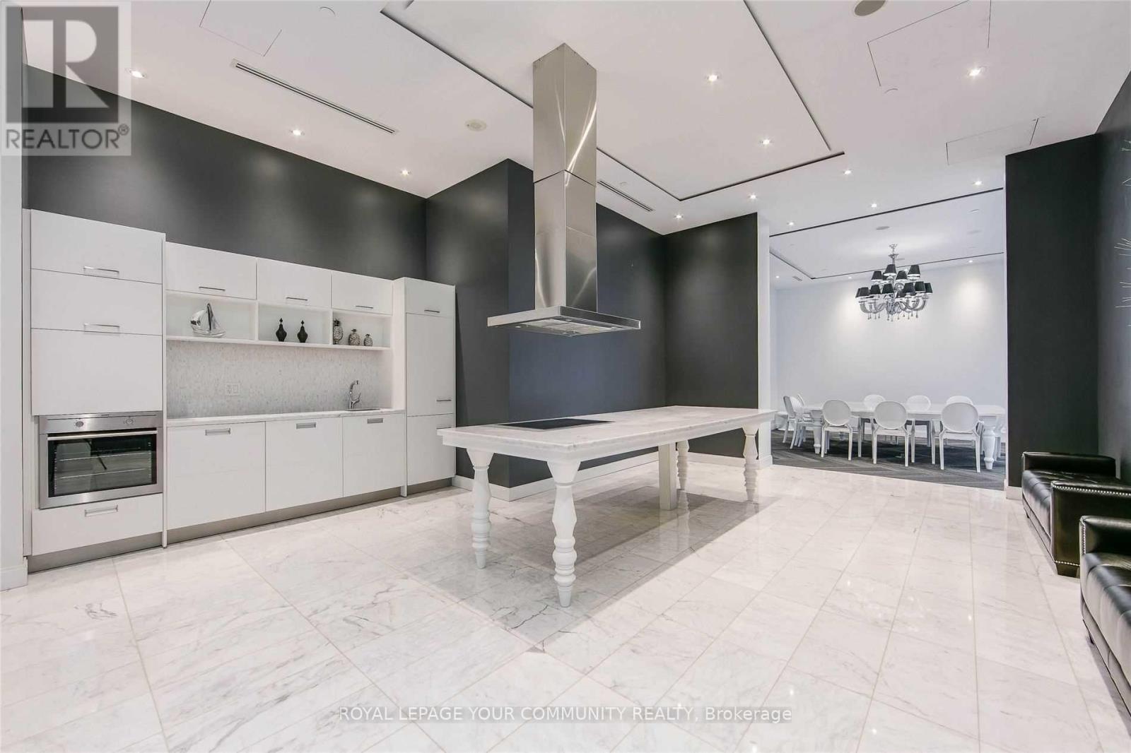 2112 - 88 Park Lawn Road, Toronto, Ontario  M8Y 0B6 - Photo 42 - W12421371