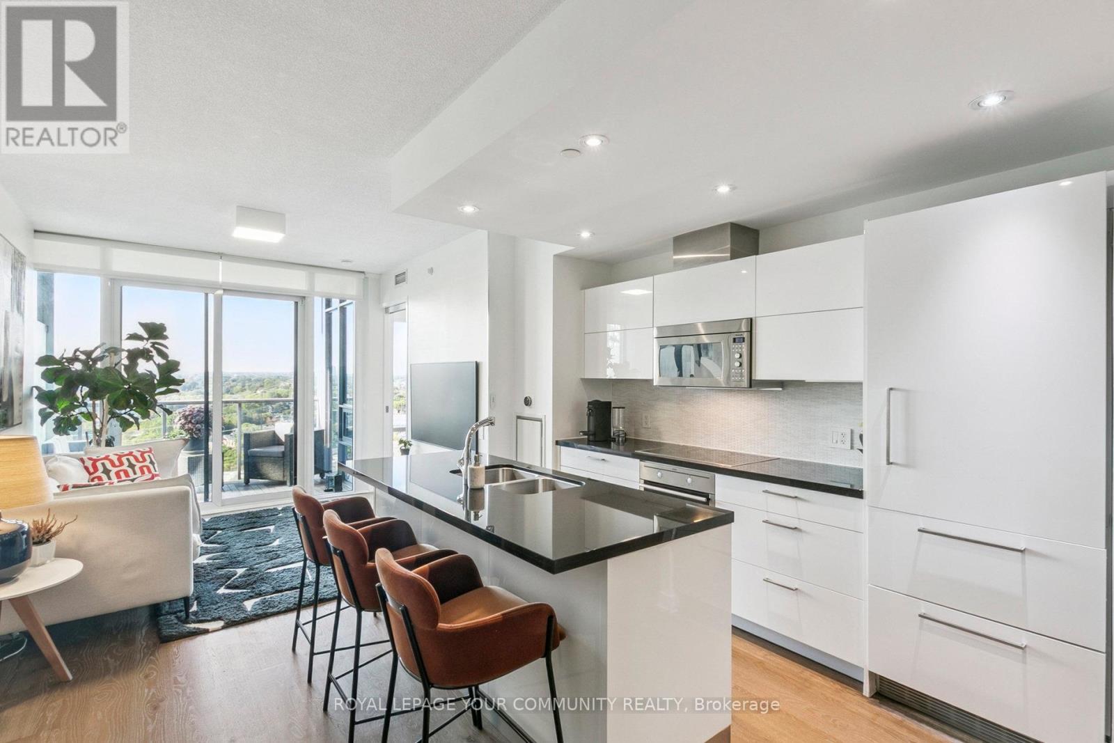 2112 - 88 Park Lawn Road, Toronto, Ontario  M8Y 0B6 - Photo 5 - W12421371