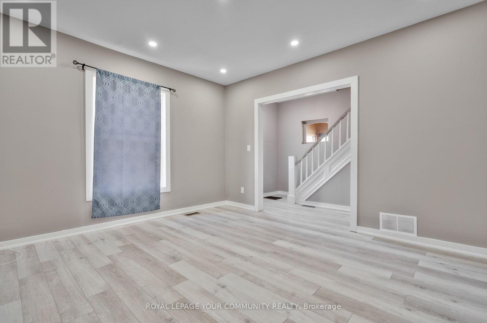 193 Drummond Street, Brantford, Ontario  N3S 6A8 - Photo 19 - X12400201