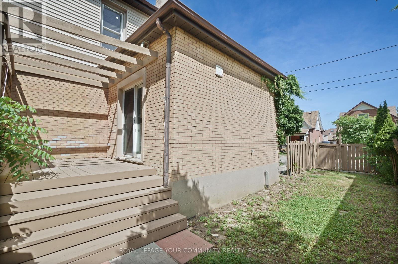 193 Drummond Street, Brantford, Ontario  N3S 6A8 - Photo 32 - X12400201