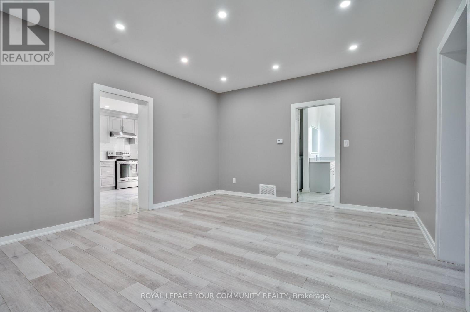 193 Drummond Street, Brantford, Ontario  N3S 6A8 - Photo 5 - X12400201
