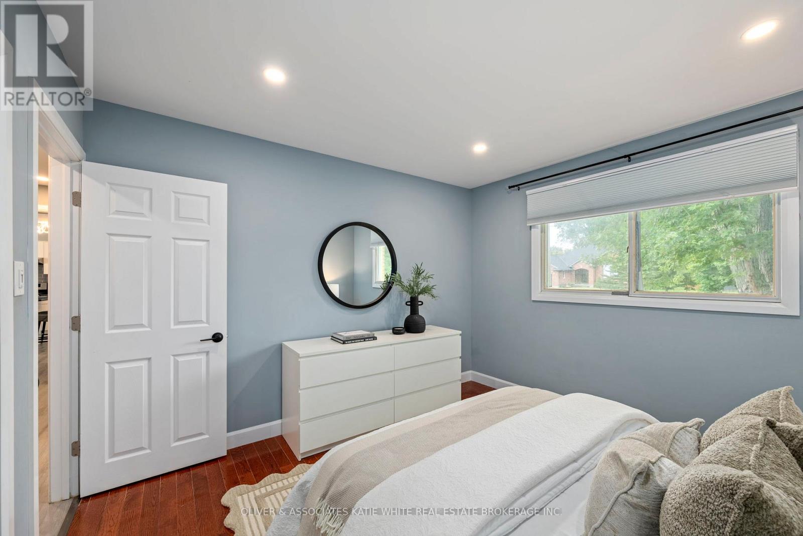 120 Erie Avenue, Middlesex Centre (Komoka), Ontario  N0L 1R0 - Photo 15 - X12421672