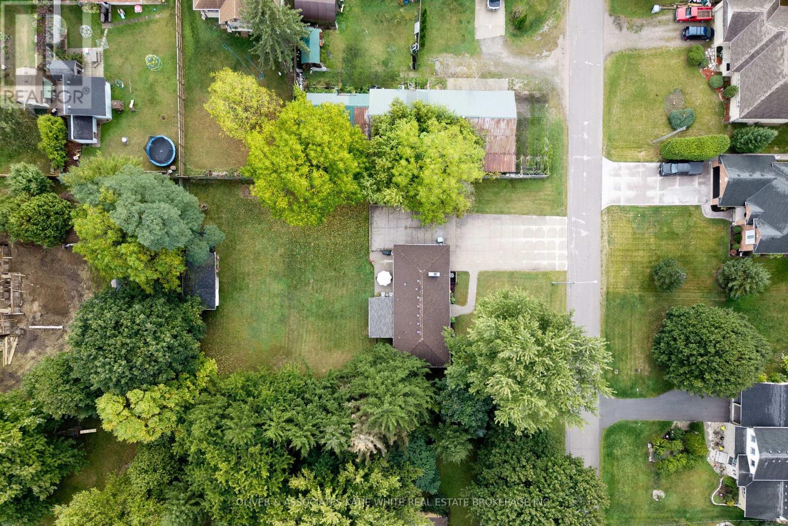 120 Erie Avenue, Middlesex Centre (Komoka), Ontario  N0L 1R0 - Photo 35 - X12421672