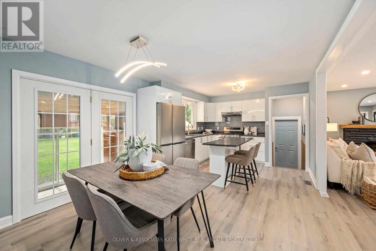 120 Erie Avenue, Middlesex Centre (Komoka), Ontario  N0L 1R0 - Photo 8 - X12421672