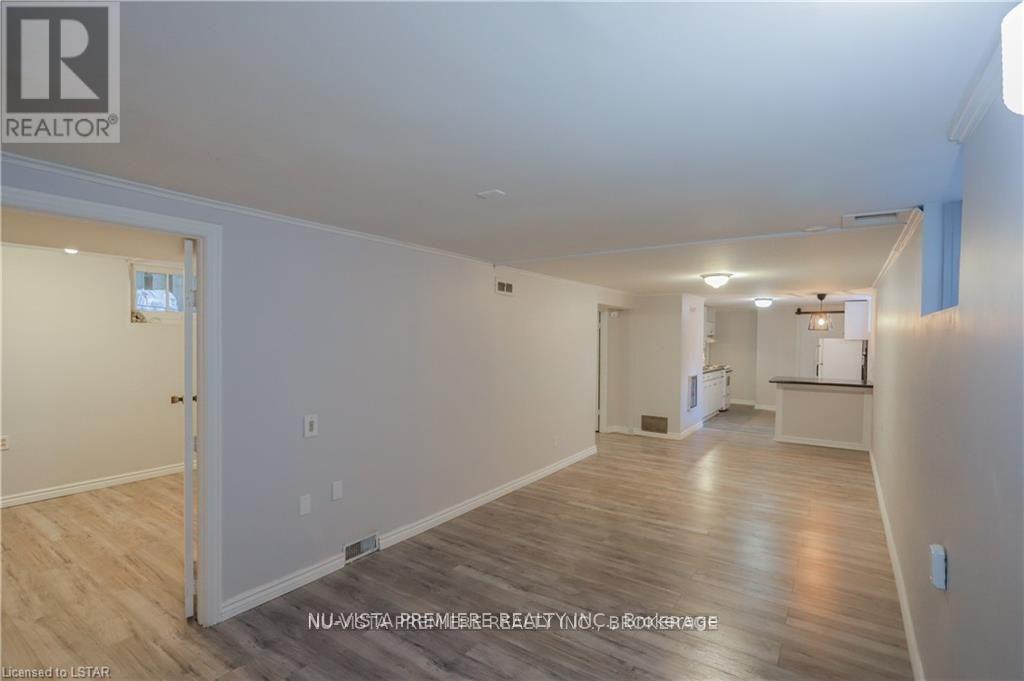 Lower - 132 Wharncliffe Road N, London North, Ontario  N6H 2B2 - Photo 2 - X12421681