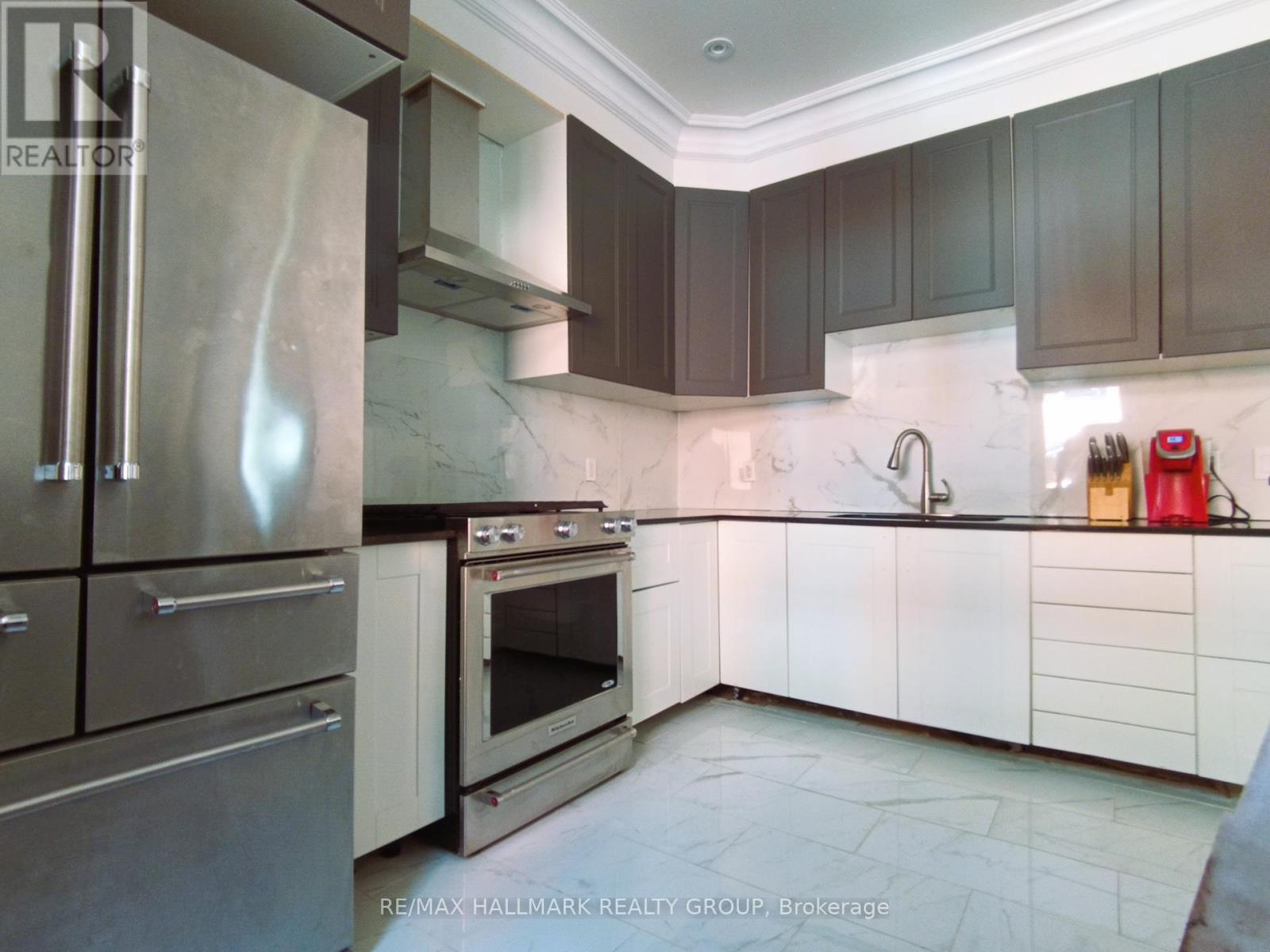 1 - 460 Wilbrod Street, Ottawa, Ontario  K1N 6M8 - Photo 4 - X12421674