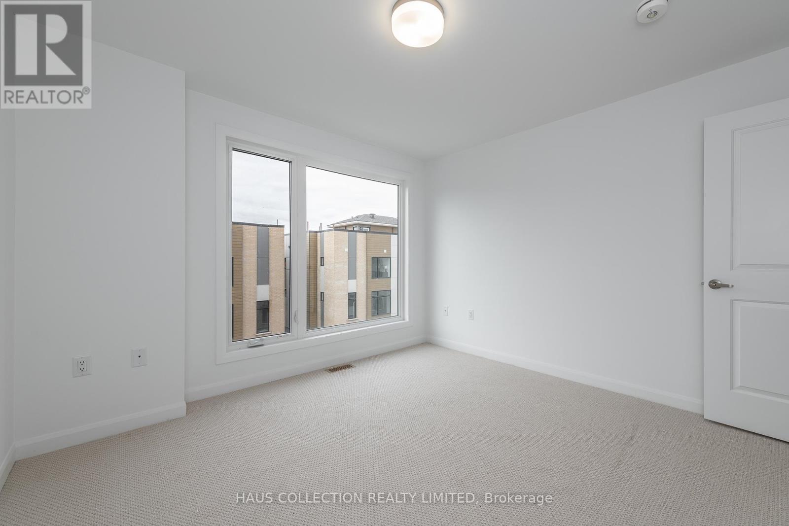 58 Cherry Blossom Private, Ottawa, Ontario  K2H 0C4 - Photo 16 - X12421697