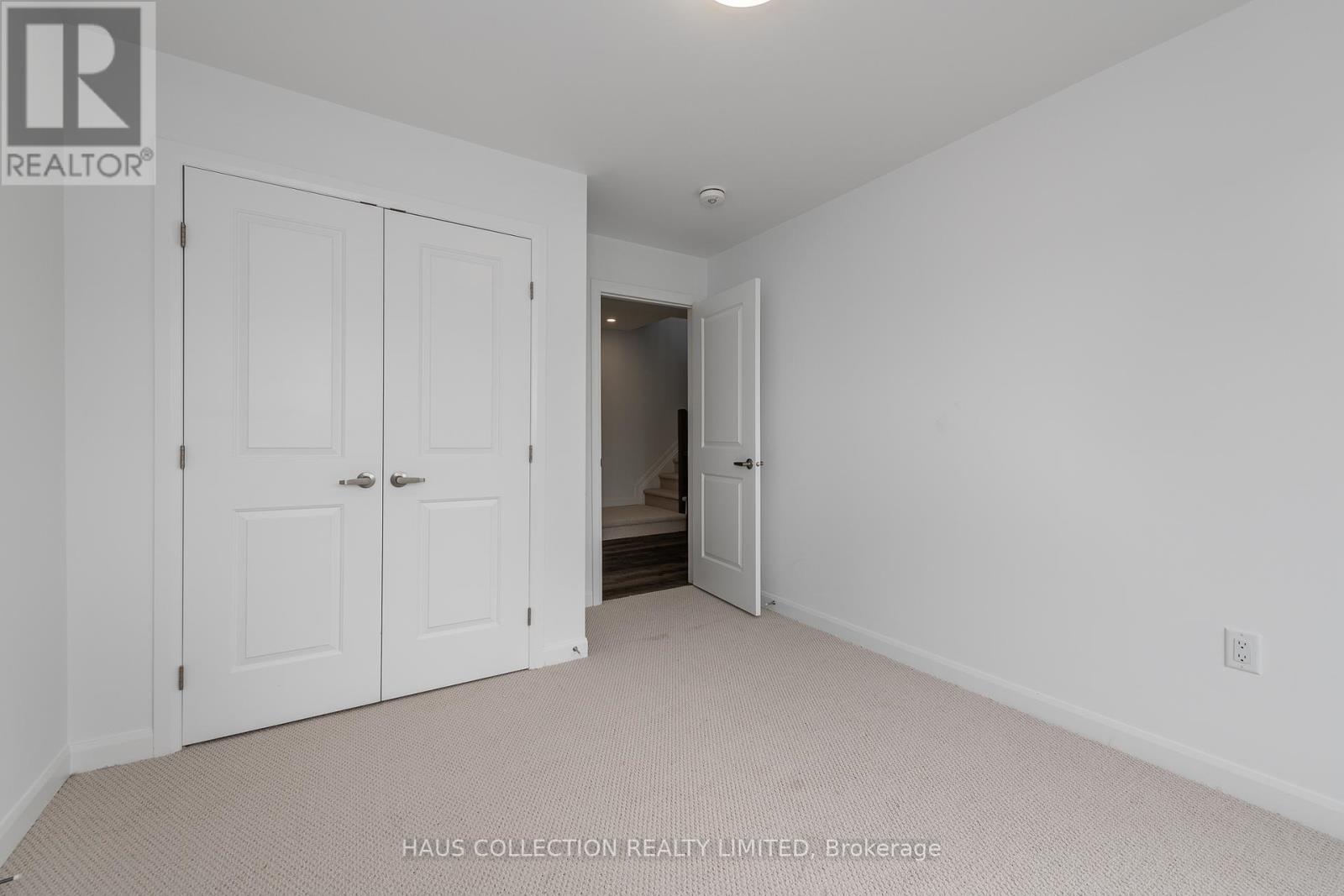 58 Cherry Blossom Private, Ottawa, Ontario  K2H 0C4 - Photo 21 - X12421697