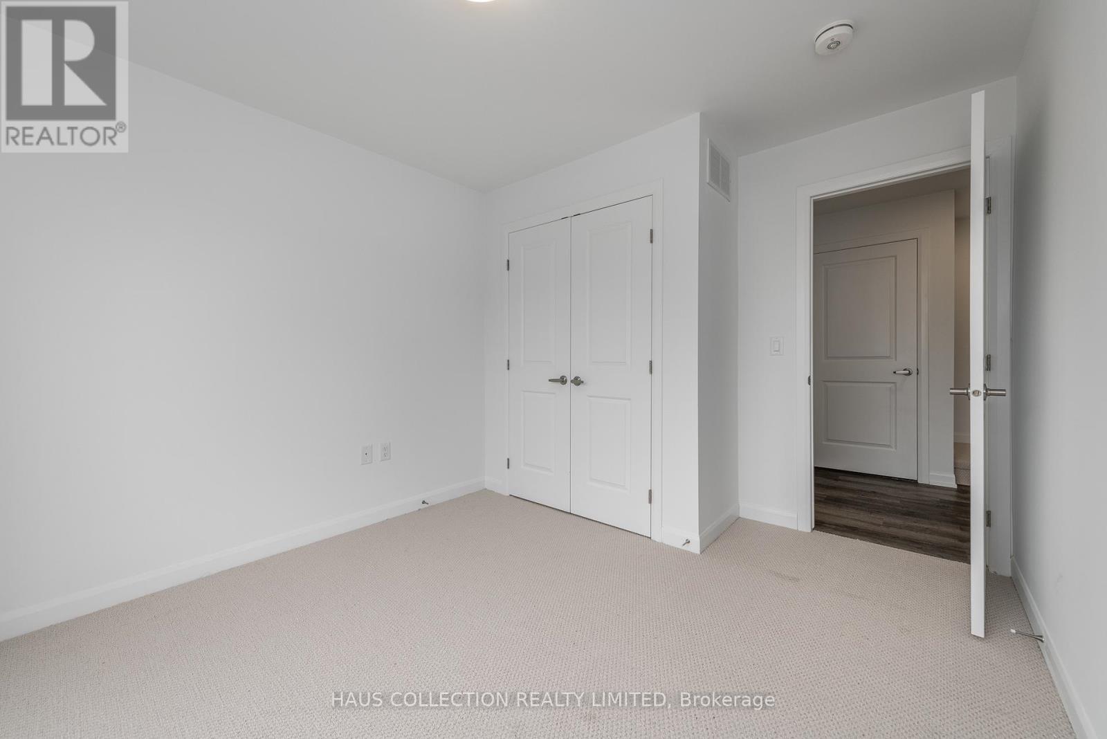 58 Cherry Blossom Private, Ottawa, Ontario  K2H 0C4 - Photo 22 - X12421697
