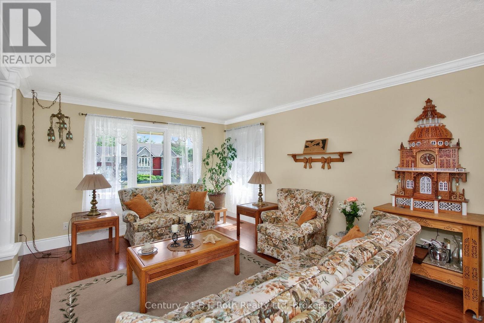 64 James Street, Penetanguishene, Ontario  L9M 2J1 - Photo 6 - S12421689