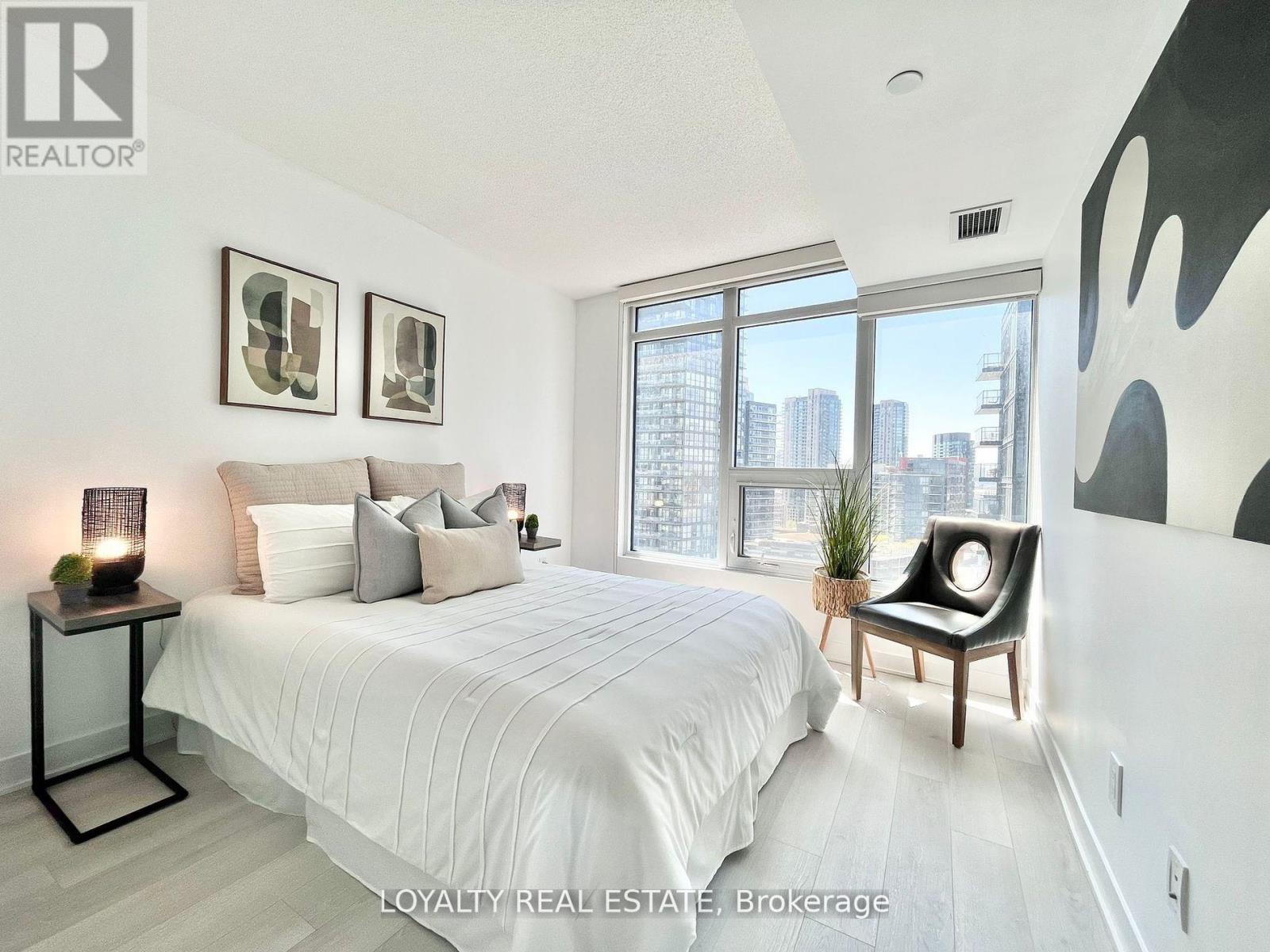 1803 - 70 Queens Wharf Road, Toronto, Ontario  M5V 0J2 - Photo 10 - C12416038