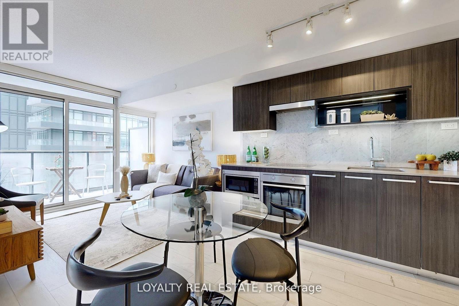 1803 - 70 Queens Wharf Road, Toronto, Ontario  M5V 0J2 - Photo 13 - C12416038