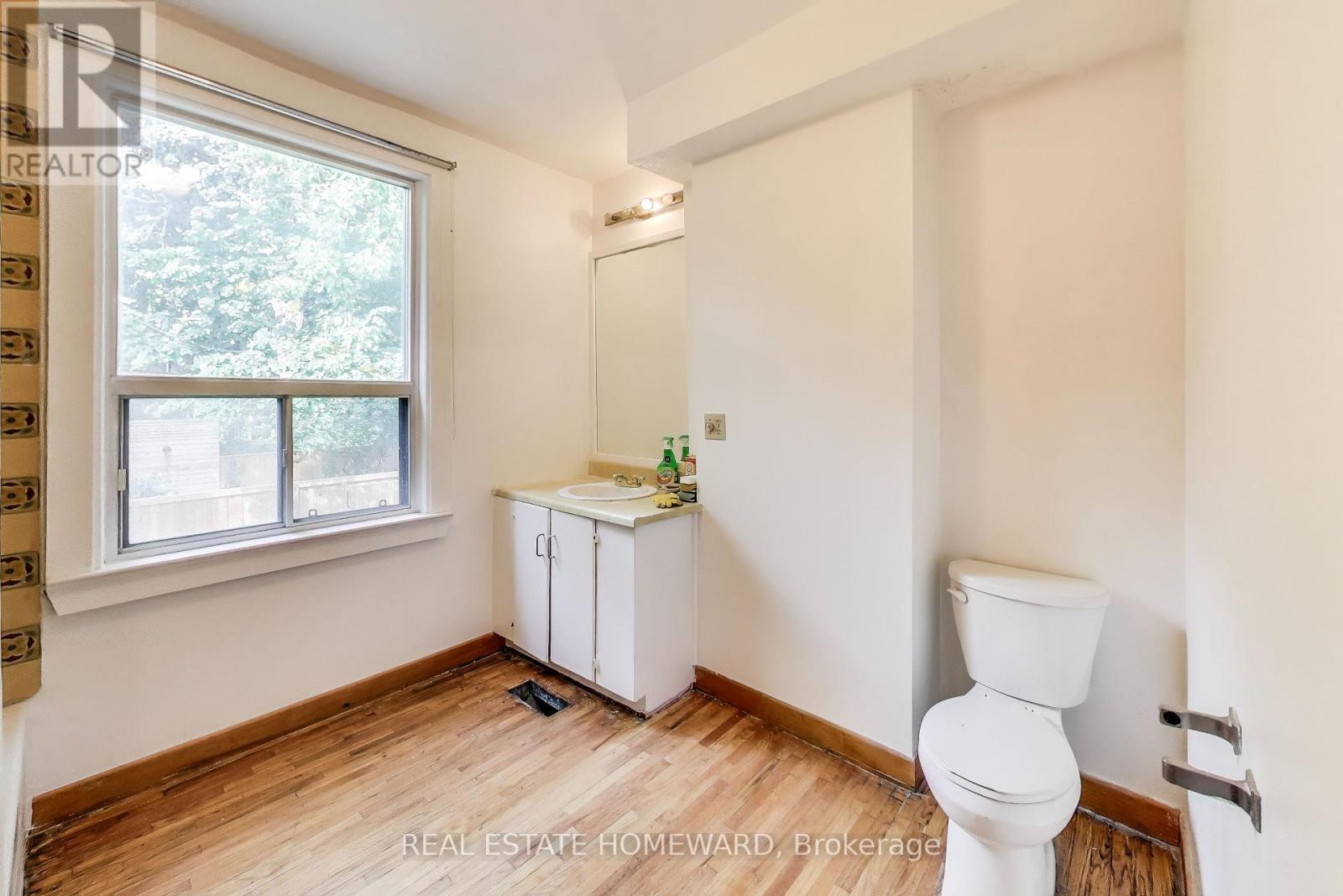 248 Cottingham Street, Toronto, Ontario  M4V 1C6 - Photo 16 - C12421516