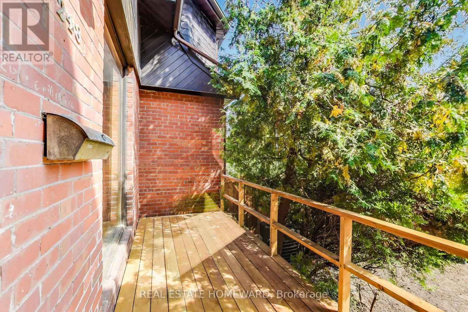 248 Cottingham Street, Toronto, Ontario  M4V 1C6 - Photo 2 - C12421516