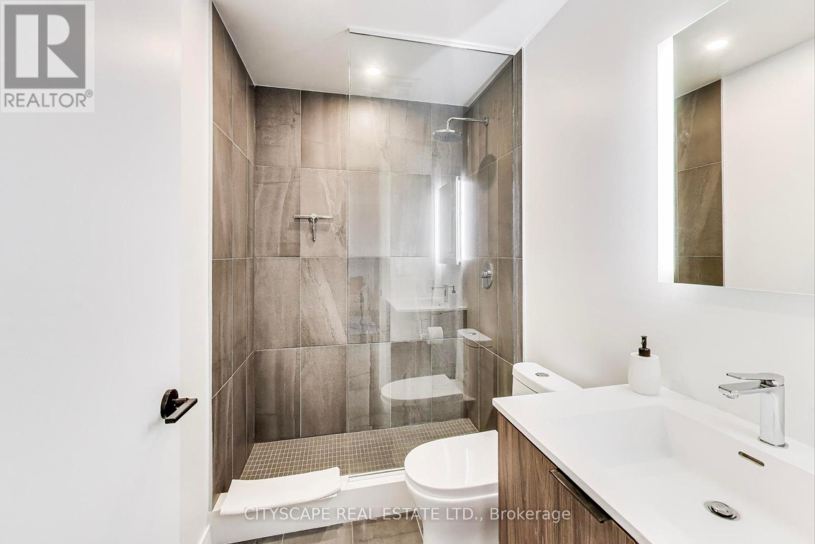 1210 - 185 Alberta Avenue, Toronto, Ontario  M6C 0A5 - Photo 18 - C12421521