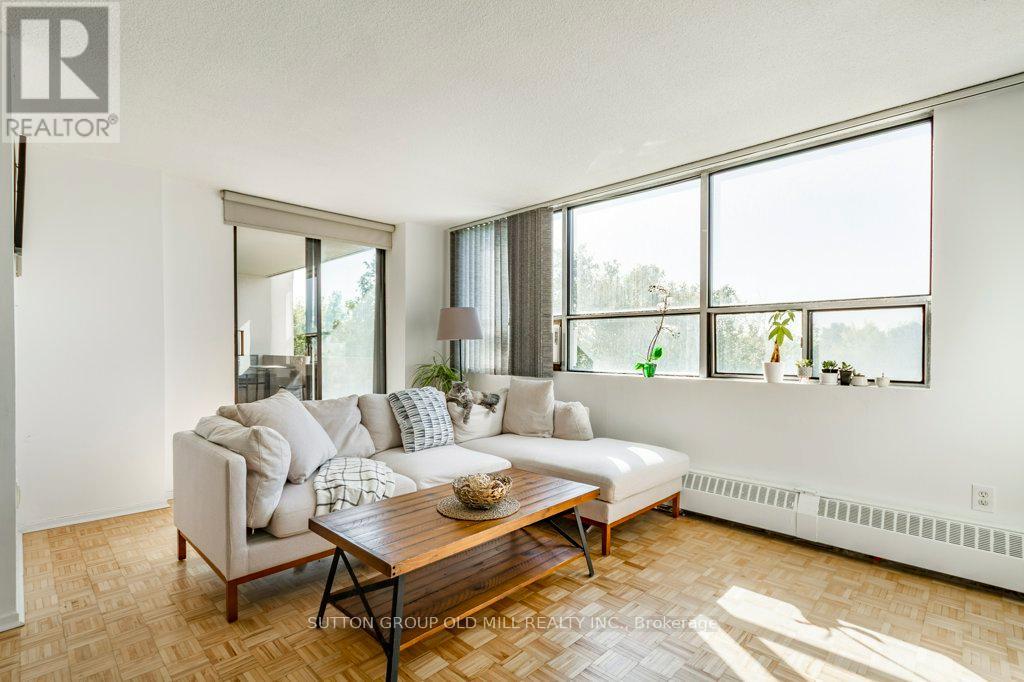 306 - 25 Sunrise Avenue, Toronto (Victoria Village), Ontario  M4A 2S2 - Photo 11 - C12421573