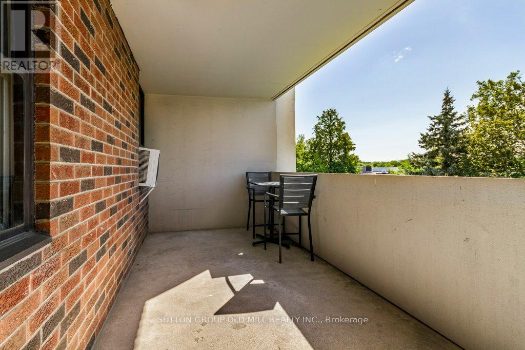 306 - 25 Sunrise Avenue, Toronto (Victoria Village), Ontario  M4A 2S2 - Photo 18 - C12421573